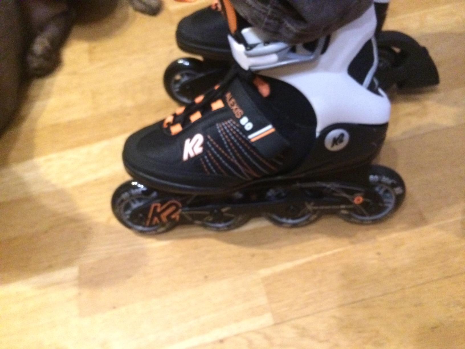 Sitzt wie ein Turnschuh